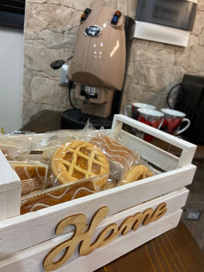 L'Oro Di Napoli Villa Exteriör bild